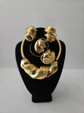 Load image into Gallery viewer, 18K Gold Plated 4 in  1  Party Set