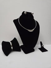 Load image into Gallery viewer, 18K Brazilian White Gold 4 in 1 Simple Set