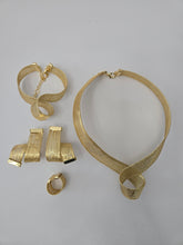 Load image into Gallery viewer, 18K Gold Plated 4 in 1 Party Set