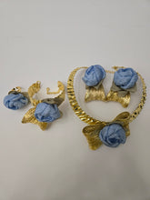Load image into Gallery viewer, 18K Gold Plated 4 in 1 Party Set With Blue Flower