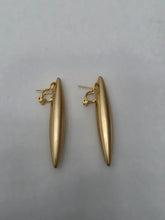 Load image into Gallery viewer, 18K Gold Plated Simple Earring