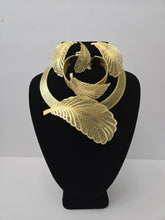 Load image into Gallery viewer, 18K Gold Plated 4 in 1 Party Set