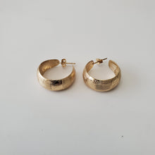 Load image into Gallery viewer, 18K GOLD PLATED HOOP EARRINGS