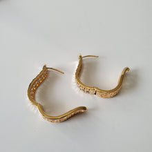 Load image into Gallery viewer, Copy of18K ITALIAN GOLD PLATED CZ HOOP EARRINGS