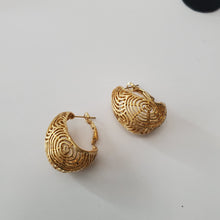 Load image into Gallery viewer, 18K ITALIAN GOLD PLATED CURVED EARRINGS
