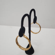 Load image into Gallery viewer, 18K GOLD PLATED ROUND HOOP EARRINGS