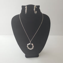 Load image into Gallery viewer, 18K WHITE GOLD PLATED CURVED TWISTED HOOP SET