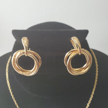 Load image into Gallery viewer, 18K GOLD PLATED TWISTED DROP SET
