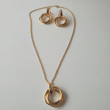 Load image into Gallery viewer, 18K GOLD PLATED TWISTED DROP SET