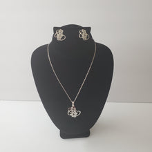 Load image into Gallery viewer, 18K  WHITE GOLD PLATED FLOWER DESIGN SET