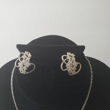 Load image into Gallery viewer, 18K  WHITE GOLD PLATED FLOWER DESIGN SET