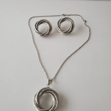 Load image into Gallery viewer, 18K WHITE GOLD PLATED TWISTED WREATH  EARRING AND PENDANT SET