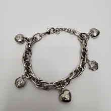 Load image into Gallery viewer, 18K WHITE GOLD PLATED HEART & ROSE CHARM BRACELET