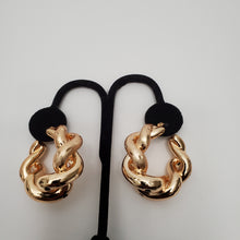 Load image into Gallery viewer, 18K ROSE GOLD PLATED TWISTED CHUNKY HOOP EARRINGS