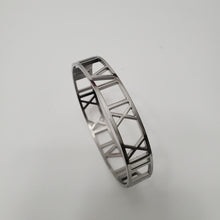 Load image into Gallery viewer, 18K WHITE GOLD PLATED STAINLESS STEEL ROMAN NUMERAL BANGLE