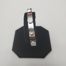 Load image into Gallery viewer, 18K WHITE GOLD PLATED STAINLESS STEEL BANGLE