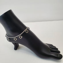 Load image into Gallery viewer, STAINLESS STEEL SLIVER HEART ANKLET