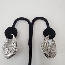 Load image into Gallery viewer, 18K GOLD PLATED CHUNKY HOOP EARRINGS