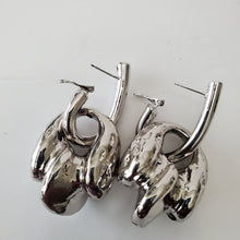 Load image into Gallery viewer, 18K Italian White Gold Plated Chunky Clip Drop Earrings
