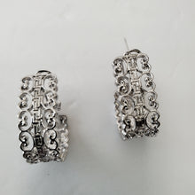 Load image into Gallery viewer, 18K WHITE GOLD PLATED CLIP EARRINGS