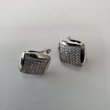 Load image into Gallery viewer, 18K WHITE GOLD PLATED CZ CLIP EARRINGS