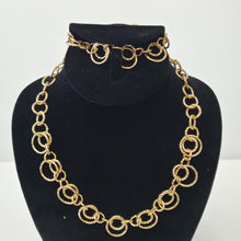 Load image into Gallery viewer, 18K GOLD PLATED DECORATIVE CHAIN NECKLACE AND BRACELET
