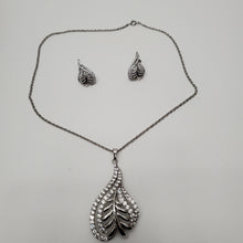 Load image into Gallery viewer, 18K WHITE GOLD PLATED CZ LEAF EARRING NECKLACE & PENDANT SET