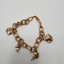 Load image into Gallery viewer, 18K ITALIAN GOLD PLATED FISH BRACELET