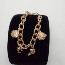 Load image into Gallery viewer, 18K ITALIAN GOLD PLATED FISH BRACELET