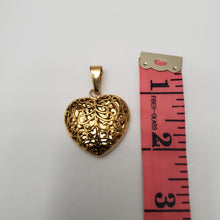 Load image into Gallery viewer, 18K GOLD PLATED STAINLESS STEEL HEART PENDANT