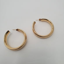 Load image into Gallery viewer, 18K ITALIAN GOLD PLATED BIG CURVED HOOP EARRINGS