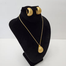 Load image into Gallery viewer, 18K ITALIAN GOLD PLATED CURVED EARRING, NECKLACE AND PENDANT SET