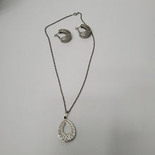 Load image into Gallery viewer, 18K ITALIAN WHITE GOLD PLATED CLIP EARRING, NECKLACE AND PENDANT  SET