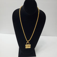 Load image into Gallery viewer, 18K BRAZILIAN GOLD PLATED TWISTED NECKLACE HANDBAG PENDANTS