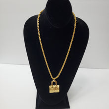 Load image into Gallery viewer, 18K BRAZILIAN GOLD PLATED TWISTED NECKLACE HANDBAG PENDANTS