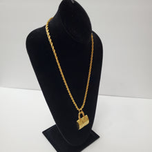 Load image into Gallery viewer, 18K BRAZILIAN GOLD PLATED TWISTED NECKLACE HANDBAG PENDANTS