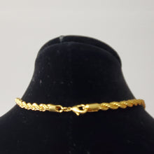 Load image into Gallery viewer, 18K BRAZILIAN GOLD PLATED TWISTED ROPE NECKLACE WITH EGYPTIAN HEAD PENDANT