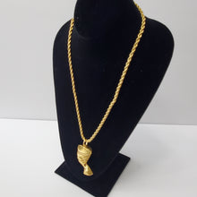 Load image into Gallery viewer, 18K BRAZILIAN GOLD PLATED TWISTED ROPE NECKLACE WITH EGYPTIAN HEAD PENDANT