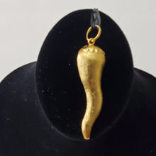 Load image into Gallery viewer, 18K BRAZILIAN GOLD PLATED CHUNKY PEPPER PENDANT