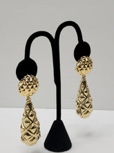 Load image into Gallery viewer, 18K ITALIAN GOLD PLATED CHUNKY DROP EARRINGS