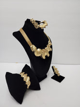 Load image into Gallery viewer, 18K BRAZILIAN GOLD PLATED EARRING, PENDANT & NECKLACE , PARTY SET