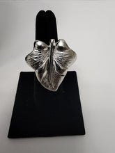 Load image into Gallery viewer, 18K BRAZILIAN WHITE GOLD PLATED LEAF PARTY SET