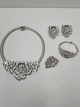 Load image into Gallery viewer, 18K BRAZILIAN WHITE GOLD PLATED PARTY SET