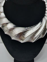 Load image into Gallery viewer, 18K BRAZILIAN WHITE GOLD PLATED PARTY SET