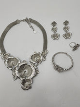 Load image into Gallery viewer, 18K BRAZILIAN WHITE GOLD PLATED PARTY SET