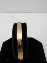 Load image into Gallery viewer, 18K ROSE GOLD PLATED STAINLESS STEEL SMALL BANGLE