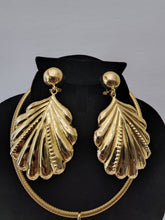 Load image into Gallery viewer, 18K GOLD PLATED EARRING, PENDANT & NECKLACE , PARTY SET