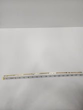 Load image into Gallery viewer, 18K ITALIAN GOLD PLATED BOLD CHUNKY RAZOR AND CHAIN NECKLACE