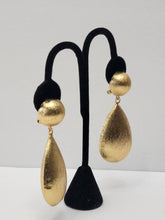 Load image into Gallery viewer, 18K ITALIAN GOLD PLATED CHUNKY DROP EARRINGS