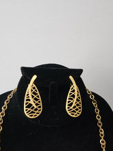 Load image into Gallery viewer, 18K ITALIAN GOLD PLATED LEAF PARTY SET